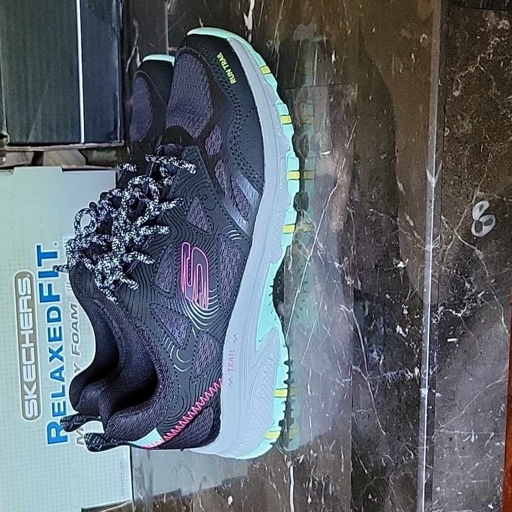 Skechers Hillcrest Pure Escapade